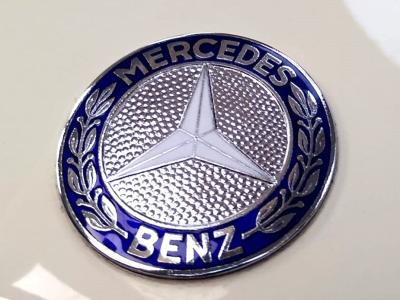 1965 Mercedes - Benz 230 SL PAGODE