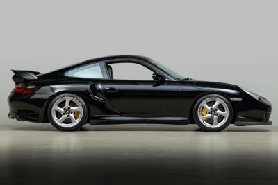 2001 Porsche 911 GT2