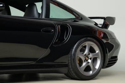 2001 Porsche 911 GT2