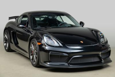 2016 Porsche Cayman GT4
