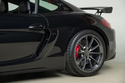 2016 Porsche Cayman GT4
