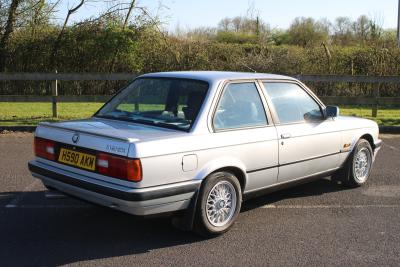 1990 BMW 325I SE AUTO