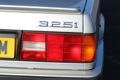 1990 BMW 325I SE AUTO