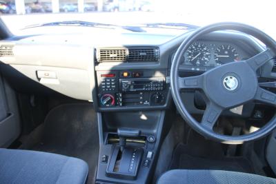 1990 BMW 325I SE AUTO