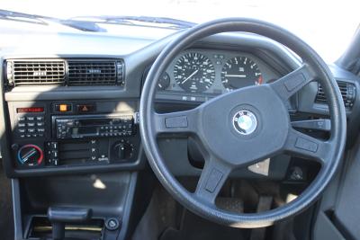 1990 BMW 325I SE AUTO