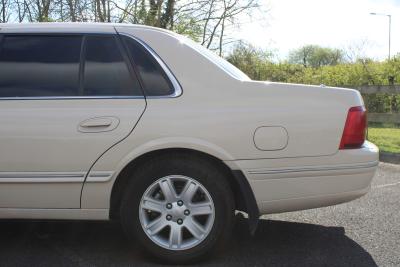2004 Ford DORCHESTER LIMOUSINE AUTO