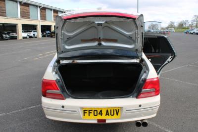 2004 Ford DORCHESTER LIMOUSINE AUTO