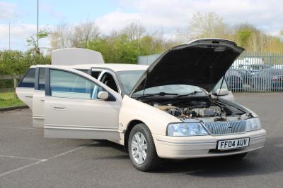 2004 Ford DORCHESTER LIMOUSINE AUTO
