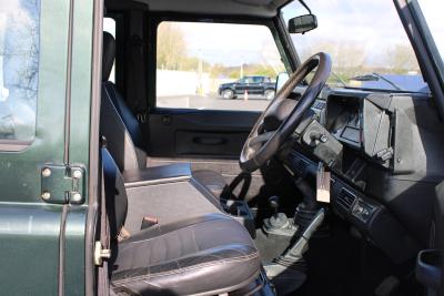 2004 Land Rover DEFENDER 110 TD5 XS