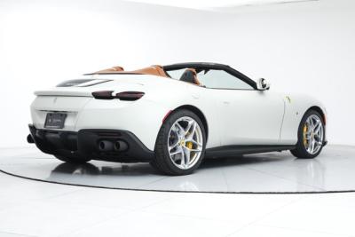 2025 Ferrari ROMA SPIDER