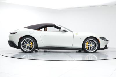 2025 Ferrari ROMA SPIDER