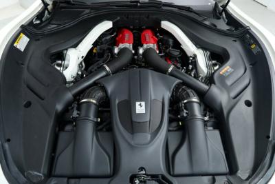 2025 Ferrari ROMA SPIDER