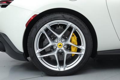 2025 Ferrari ROMA SPIDER