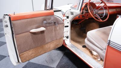 1956 Ford Fairlane Town Victoria