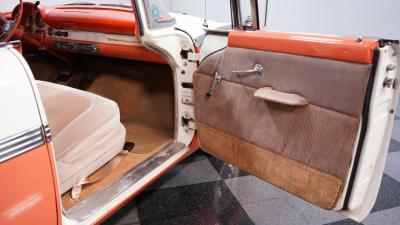 1956 Ford Fairlane Town Victoria