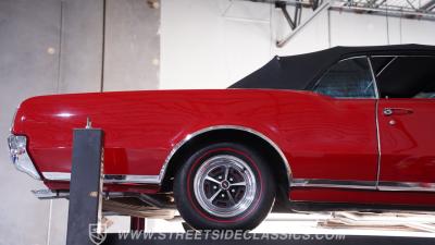 1967 Oldsmobile Cutlass 442 Convertible