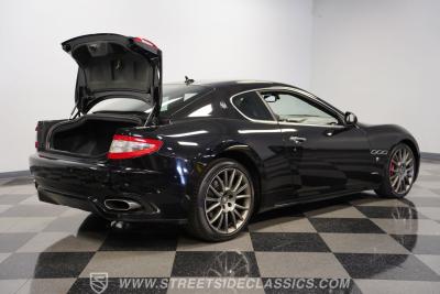 2010 Maserati GranTurismo S