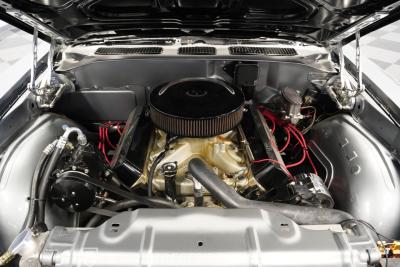 1972 Oldsmobile Cutlass 442 Tribute Restomod