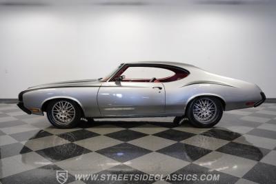 1972 Oldsmobile Cutlass 442 Tribute Restomod