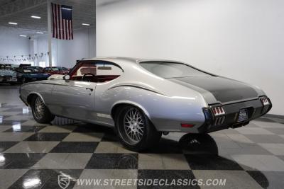 1972 Oldsmobile Cutlass 442 Tribute Restomod