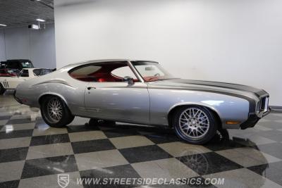 1972 Oldsmobile Cutlass 442 Tribute Restomod
