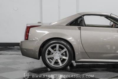 2005 Cadillac XLR
