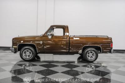 1986 Chevrolet C10 Custom Deluxe
