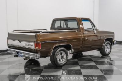 1986 Chevrolet C10 Custom Deluxe