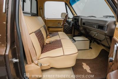 1986 Chevrolet C10 Custom Deluxe