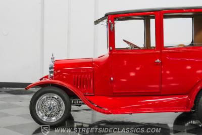 1924 Ford Model T Sedan Street Rod