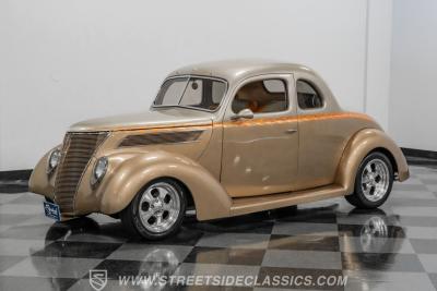 1937 Ford 5-Window Coupe Restomod