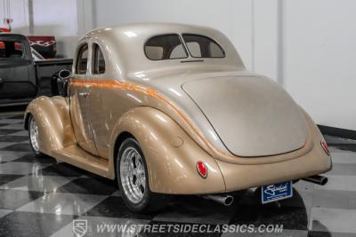 1937 Ford 5-Window Coupe Restomod