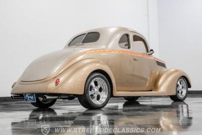 1937 Ford 5-Window Coupe Restomod