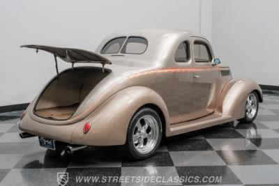 1937 Ford 5-Window Coupe Restomod