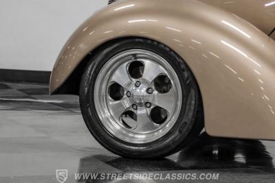 1937 Ford 5-Window Coupe Restomod