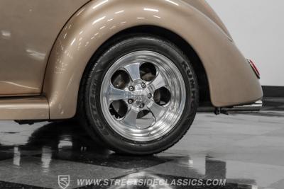 1937 Ford 5-Window Coupe Restomod