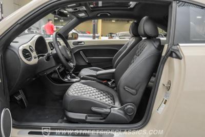 2019 Volkswagen Beetle 2.0 T Final Edition SEL