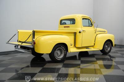 1952 Ford F-1