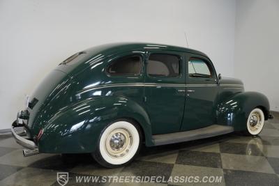 1939 Ford Deluxe Sedan