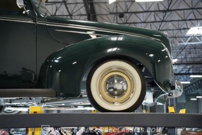 1939 Ford Deluxe Sedan