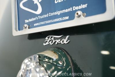 1939 Ford Deluxe Sedan