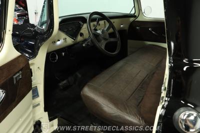 1958 Chevrolet Apache Restomod