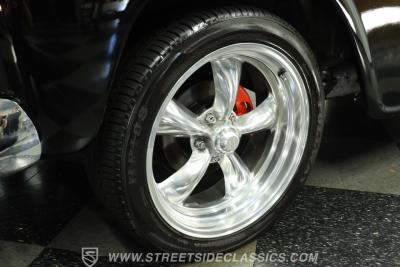 1958 Chevrolet Apache Restomod