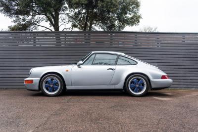 1990 Porsche 911 (964) Carrera 4