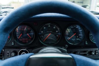 1990 Porsche 911 (964) Carrera 4