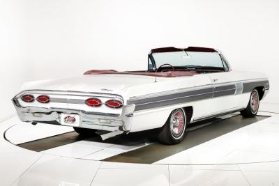 1962 Oldsmobile Starfire