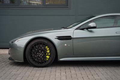 2017 Aston Martin V12 Vantage