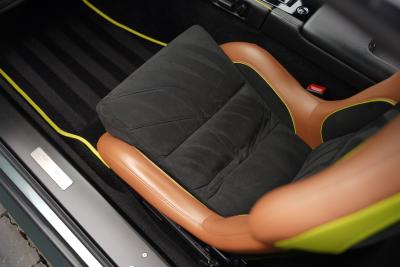 2017 Aston Martin V12 Vantage