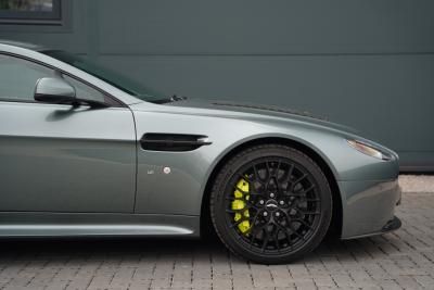 2017 Aston Martin V12 Vantage