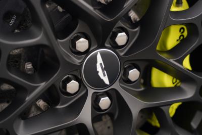 2017 Aston Martin V12 Vantage